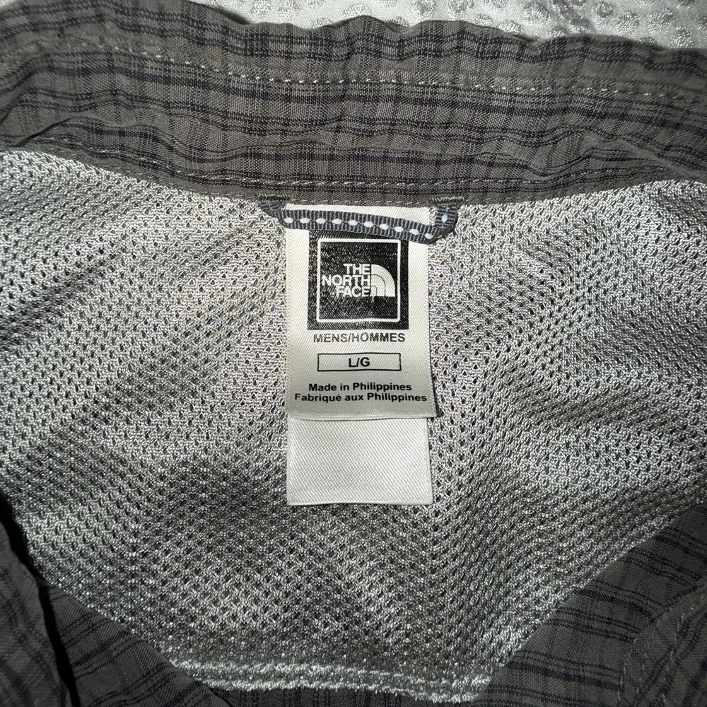 North Face Shirt Mens Large Gray Plaid Short Sleeve Button Up Outdoors Hiking‎